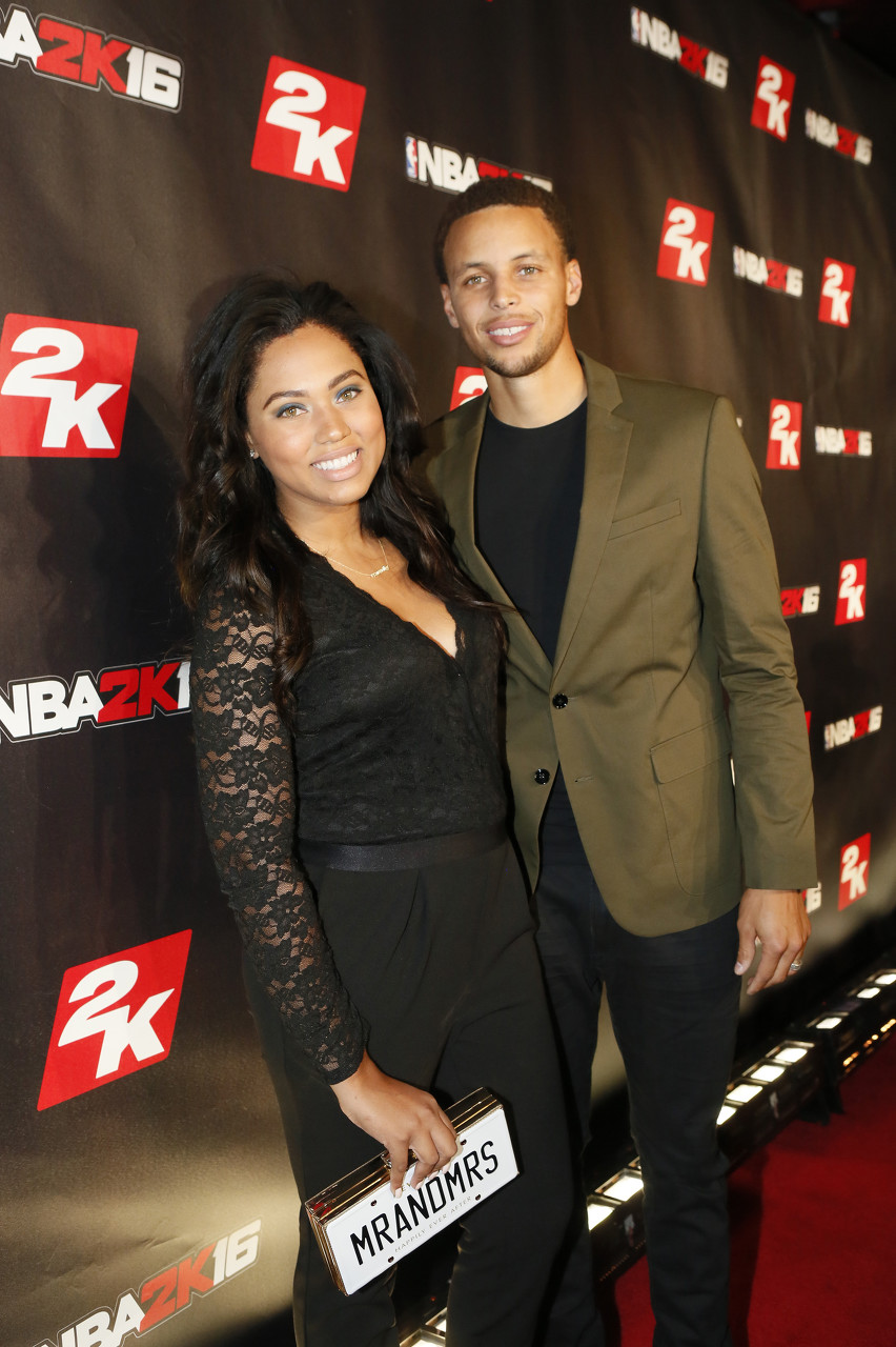 夸梅：库里的错在于找了不爱自己的女人 她会分走你一半财产