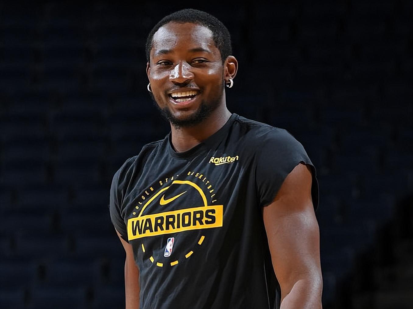 免费足球比赛-2年4850万美金！连续13场比赛DNP！库明加申请交易，科尔作茧自缚