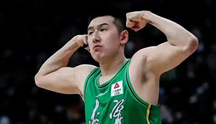 免费足球比赛-卢伟点名单挑山东，是怕了辽宁还是算准了结局？|赵继伟|山东队|山东男篮|上海男篮|辣子鸡_新浪体育_新浪新闻